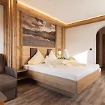 Platzergasse 3* Фис