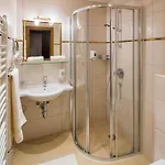 Aparthotel Platzergasse 3*